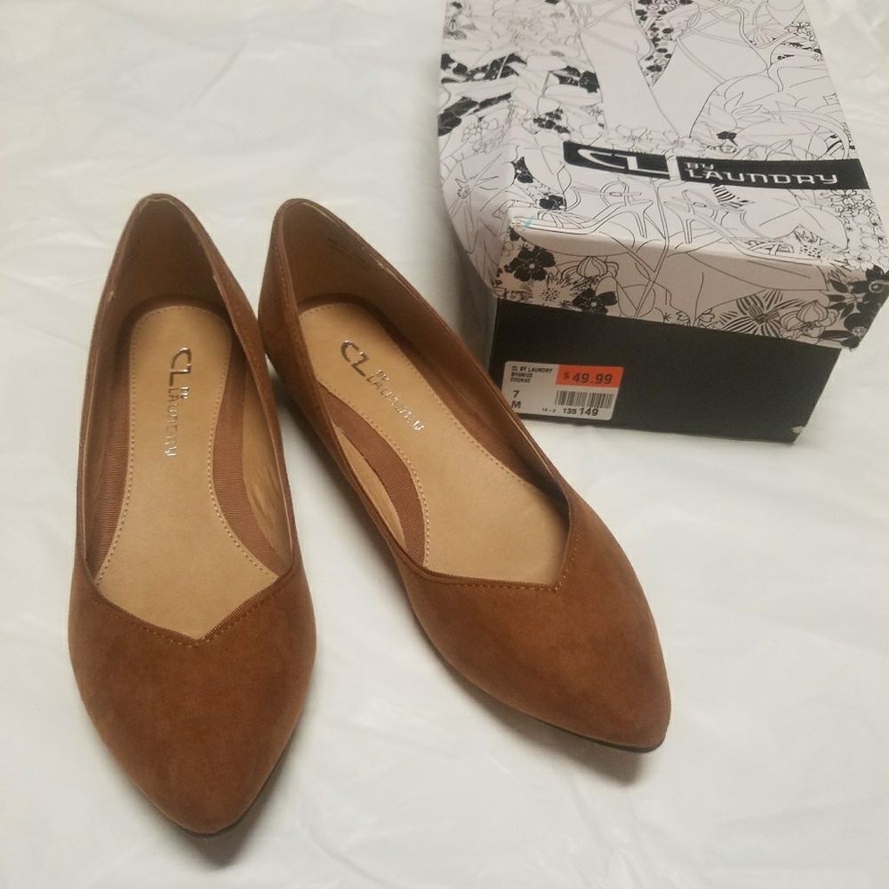 Size 7 flats