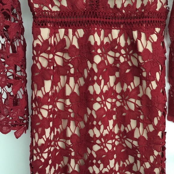 Burgundy Lace Midi Dress with long sleeves NWT - Picture 6 of 8