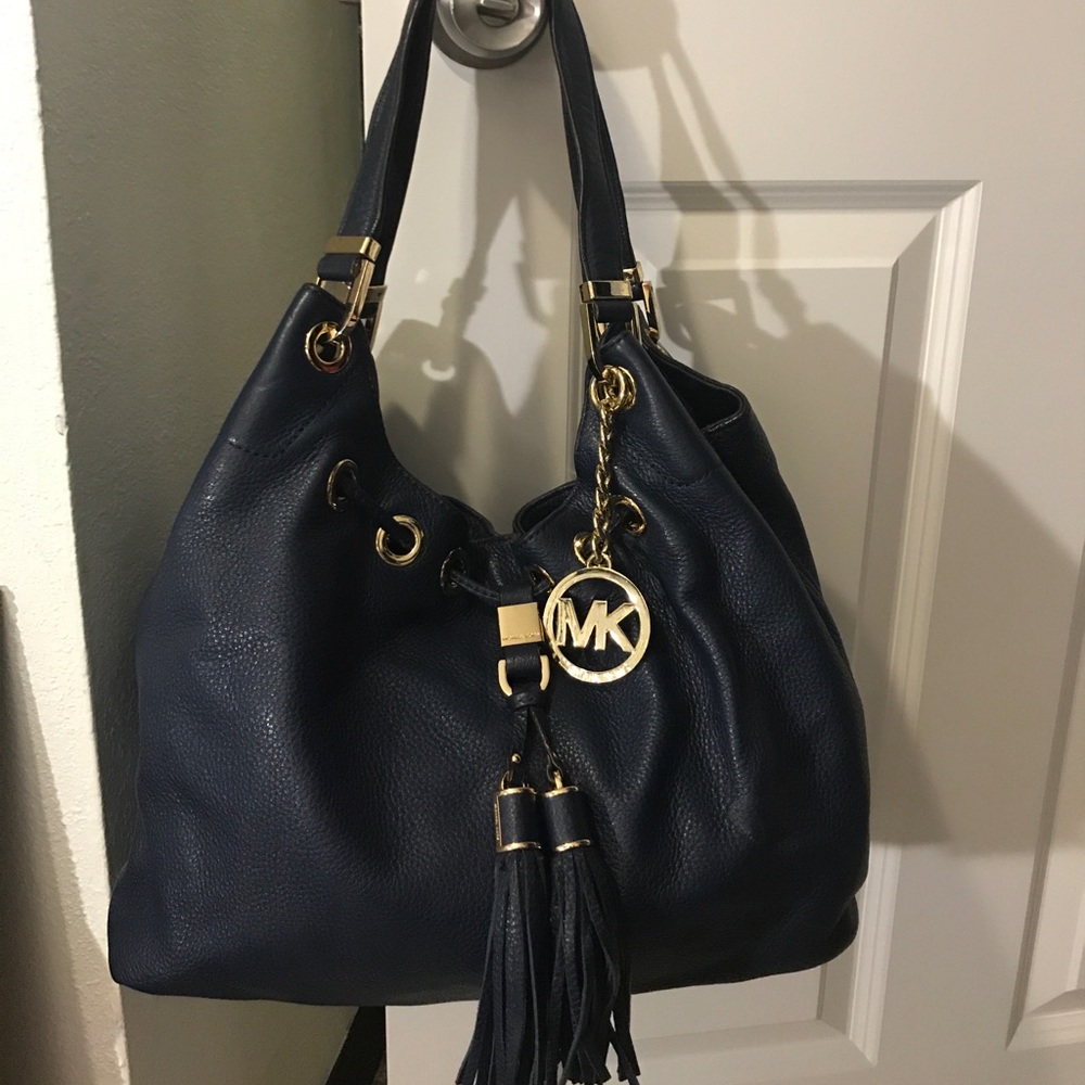 🎊🎊 authentic Michael Kors🎊🎊