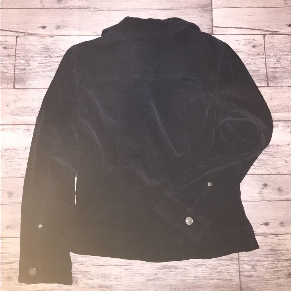 Nwot Buttoned Down Jacket - image 4