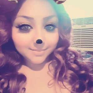 Meet your Posher, Perla