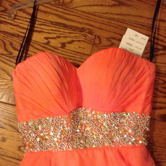 Alyce Paris Tangerine Prom Dress - 35590 - Size 2 - Picture 5 of 8