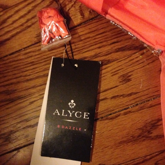 Alyce Paris Tangerine Prom Dress - 35590 - Size 2 - Picture 7 of 8