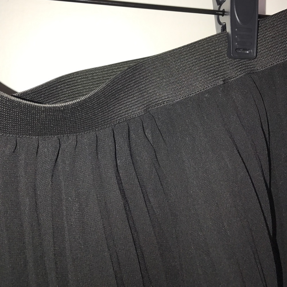 H&M skirt - Picture 4 of 4