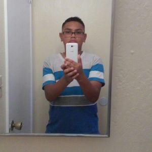 Meet your Posher, Manuel