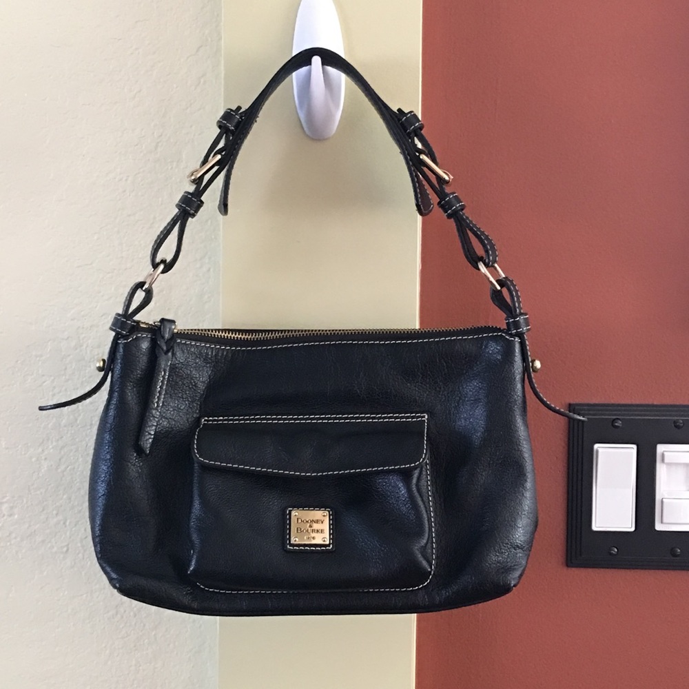 DOONEY & BOURKE AUTHENTIC ADORABLE LEATHER PURSE