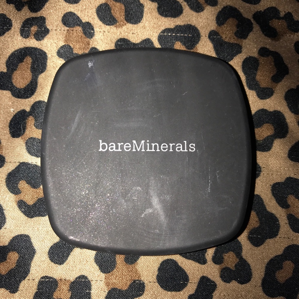 Bare minerals