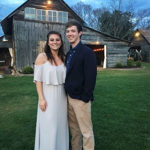 Meet your Posher, Courtney