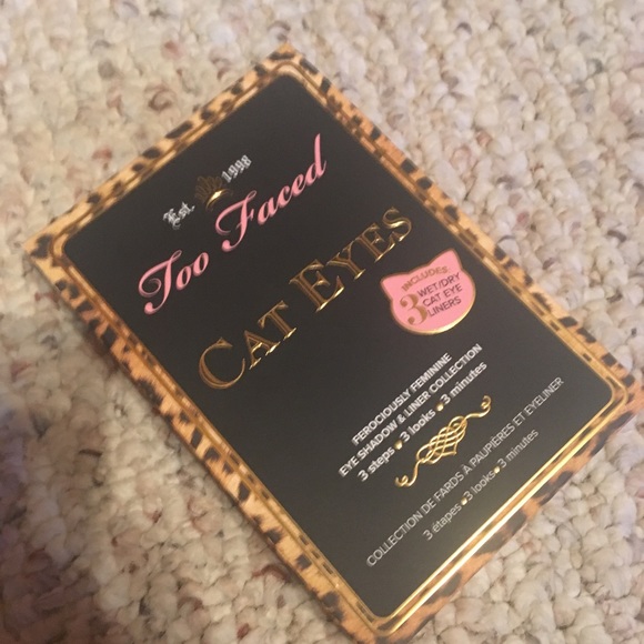 Too faced ๐ฑ cat eyes eye shadow palette NWTs! - Picture 6 of 8