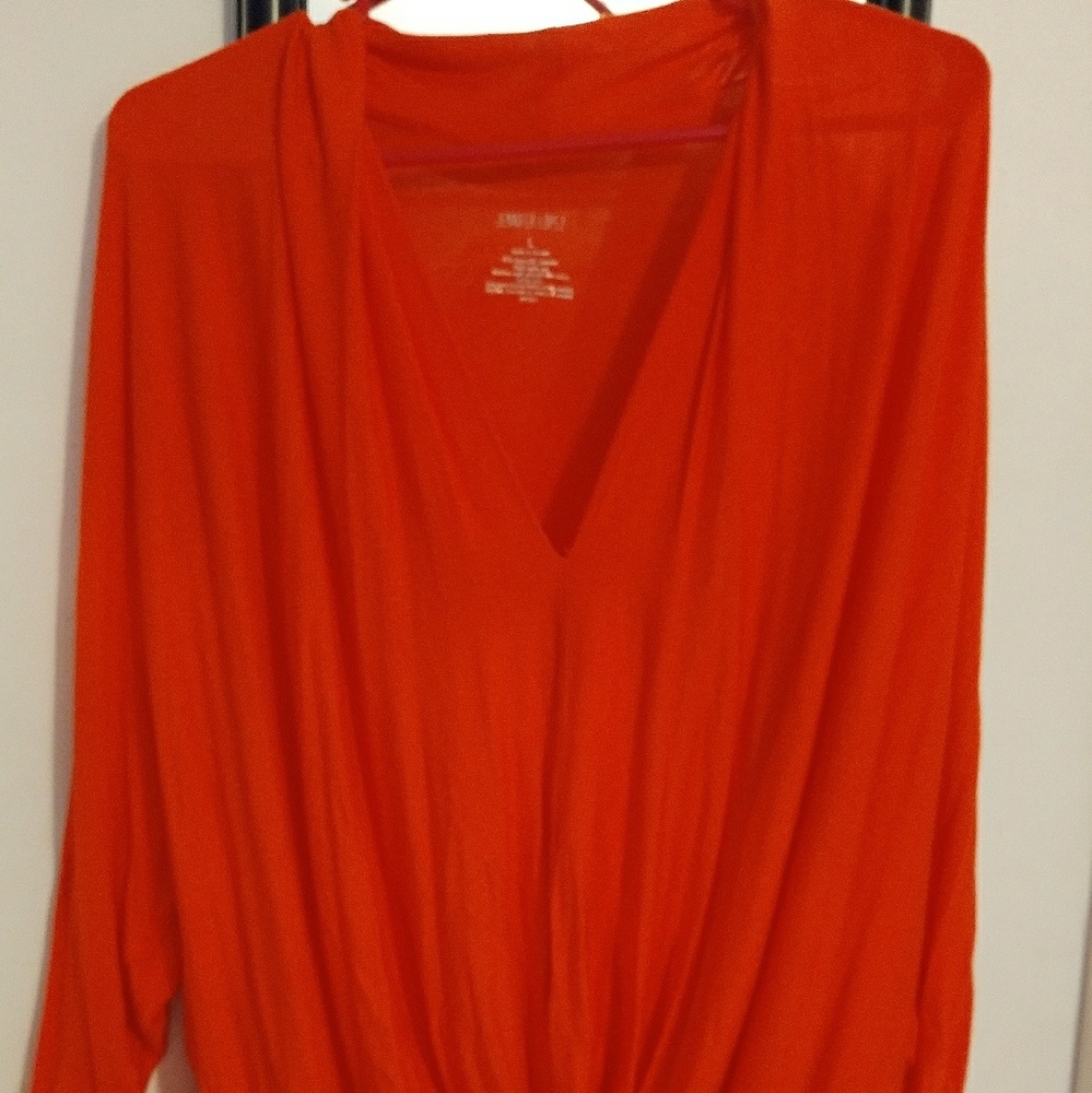 J Lo like new top