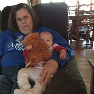 Meet your Posher, Connie