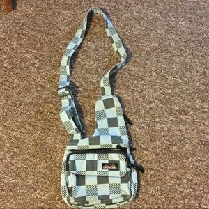 Most handy Kavu purse ever! Great for festivals!