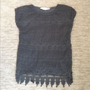 Girls' embroidered shirt