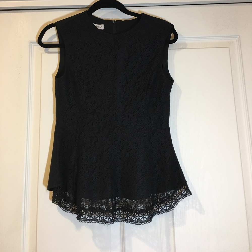 DAVINO black lace peplum top