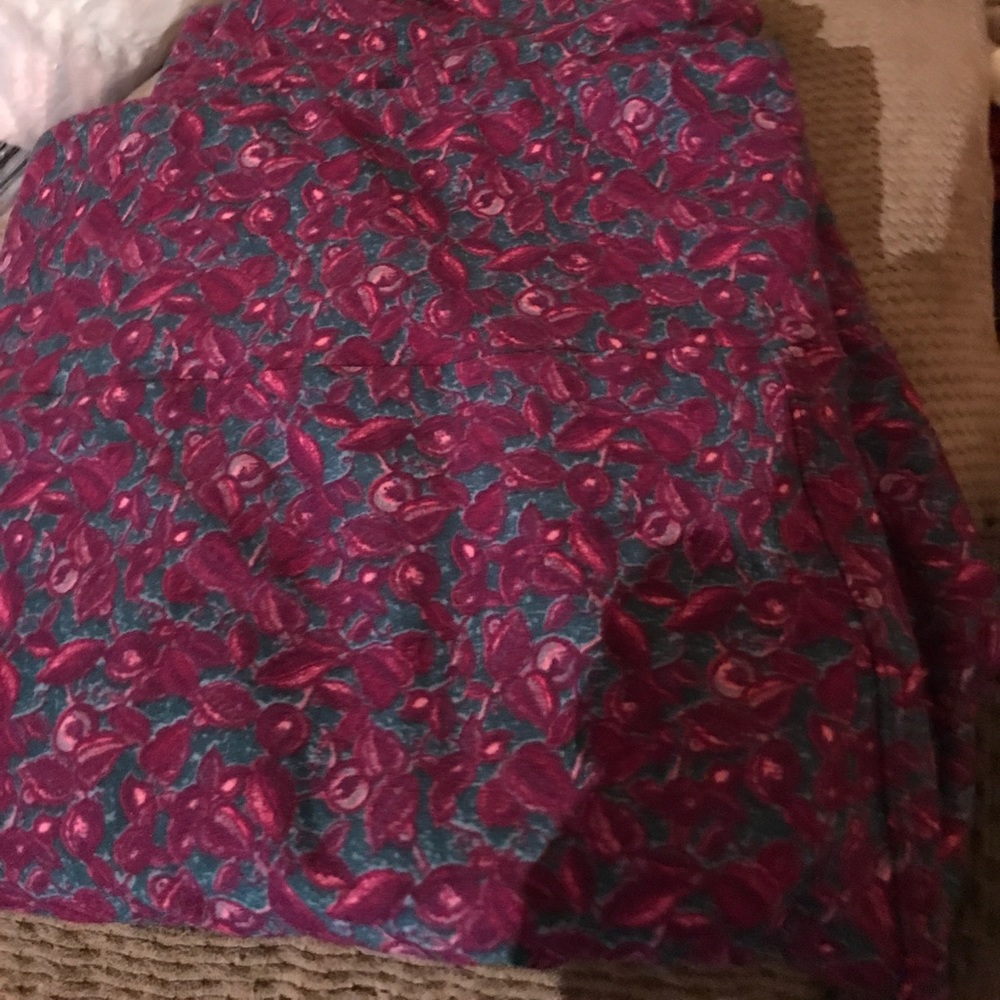Lularoe leggings brand new!!! Tall and curvy
