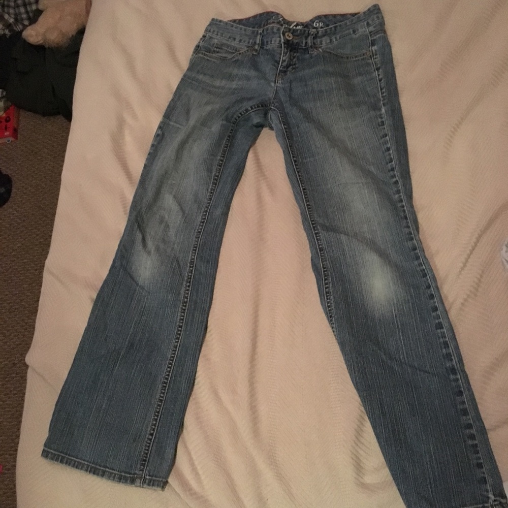 Jeans - Picture 2 of 3