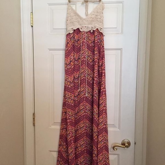 MAXI DRESS - Picture 1 of 3