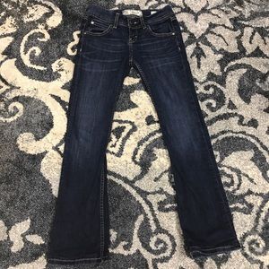 BUCKLE Brand jeans