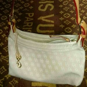 DOONEY & BOURKE PURSE