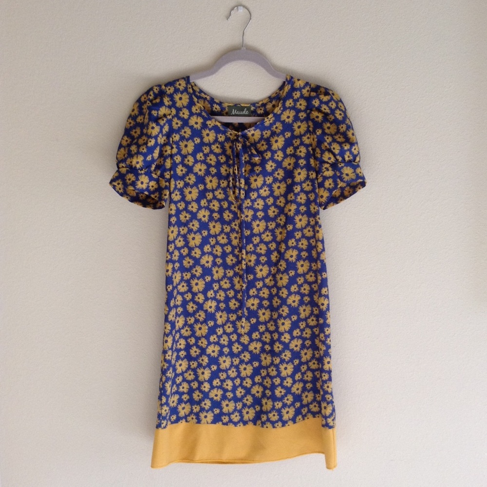 daisy shift dress
