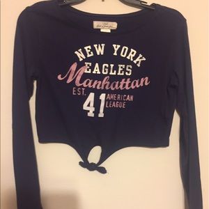 Long-Sleeve Crop top