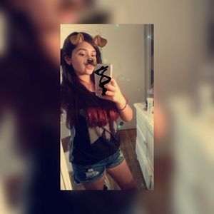 Meet your Posher, Tiffany