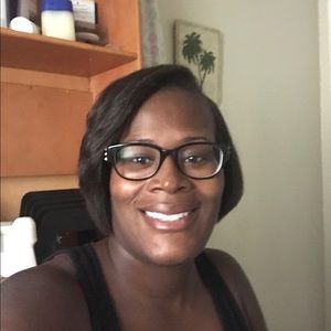 Meet your Posher, Asha