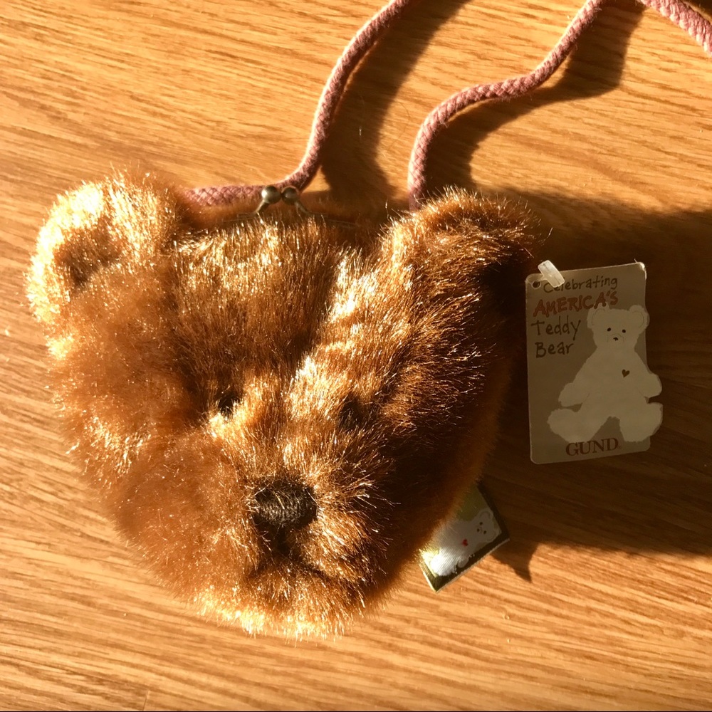 DEEP DISCOUNT GREAT DEAL So cute vintage Gund Bear