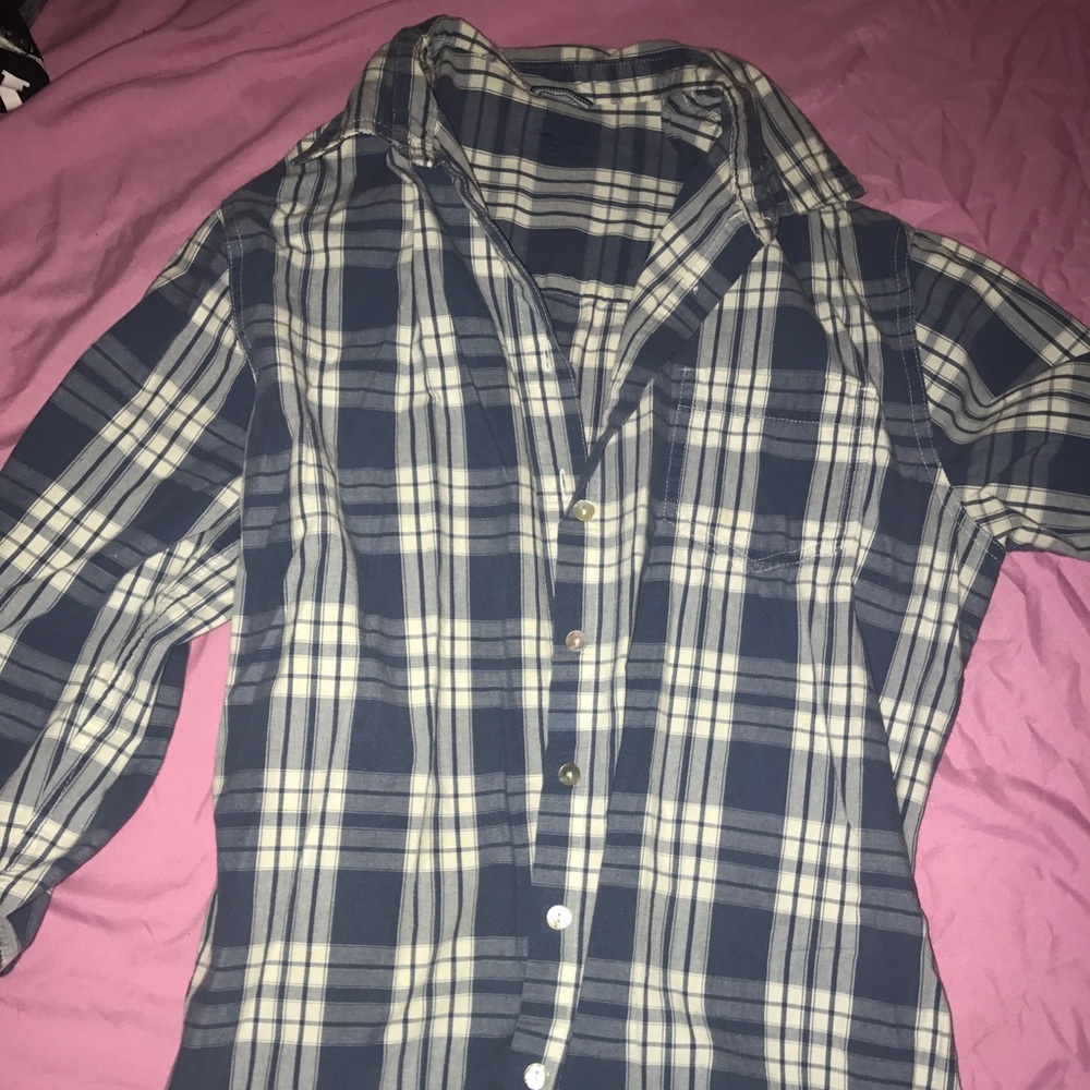 ‼️SOLD📦 Plaid tunic style blue flannel