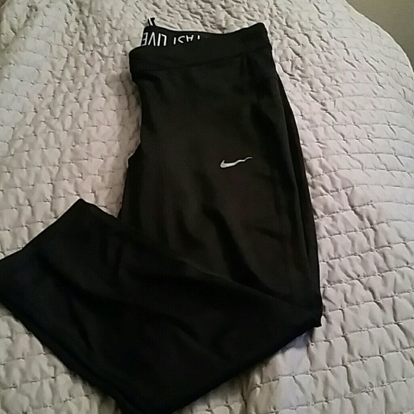 Nike Pants - Nike crop