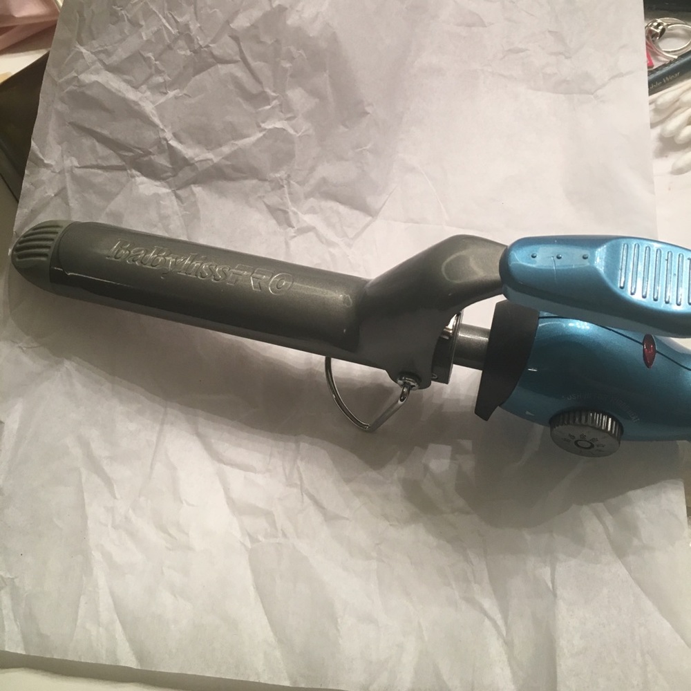 Babyliss Nano Titanium curling Iron 1" Barrel