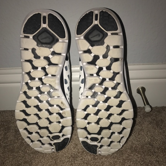 White Nike Flex 2015 Run - Picture 4 of 4