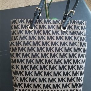 AUTHENTIC TOTE MK