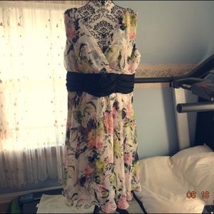 Sleeveless Floral Chiffon Occasion Dress