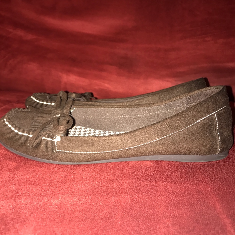 Brown AE flats