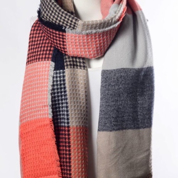 ❗️LAST ONE❗️🆑Orange/Navy Scarves - Picture 2 of 2