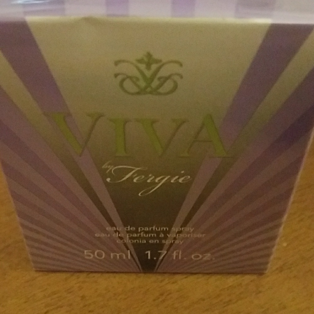 Avon viva by feegie eau de parfum spray 1.7oz
