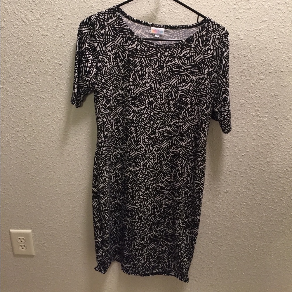 LuLaRoe - Julia dress - size M