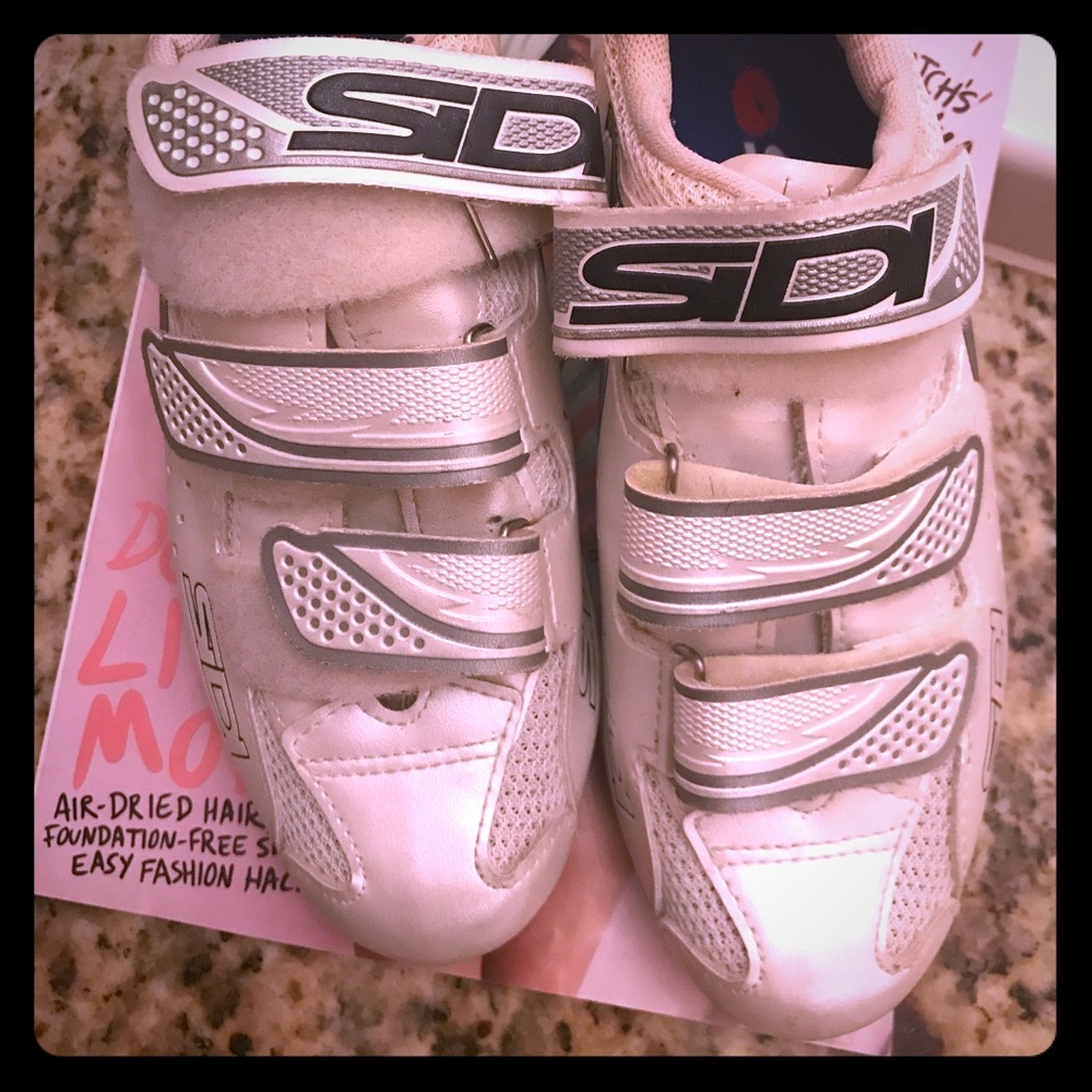 SIDI road cycling shoes size 38 ( 6-6.5 USA )