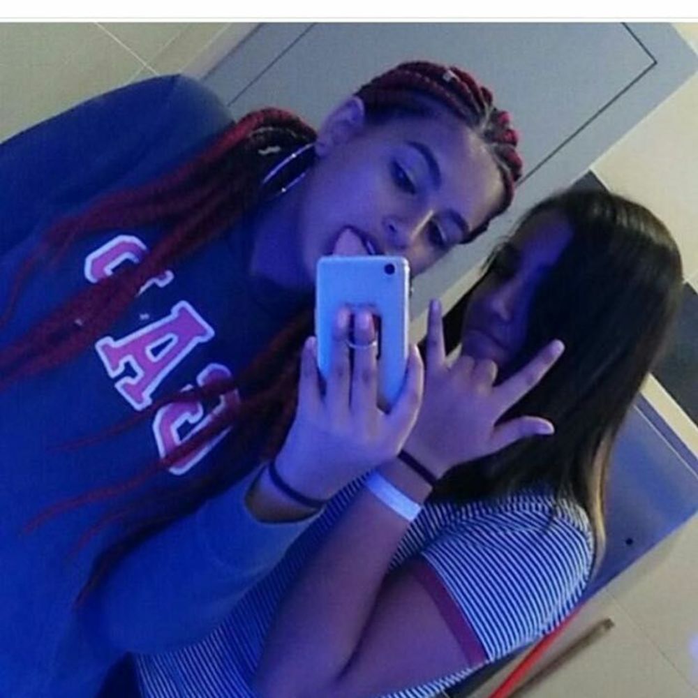 Meet your Posher, Mayar