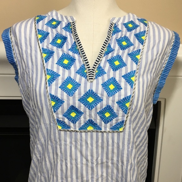 **SOLD** Embroidered Stripe Tunic Top - Picture 5 of 8