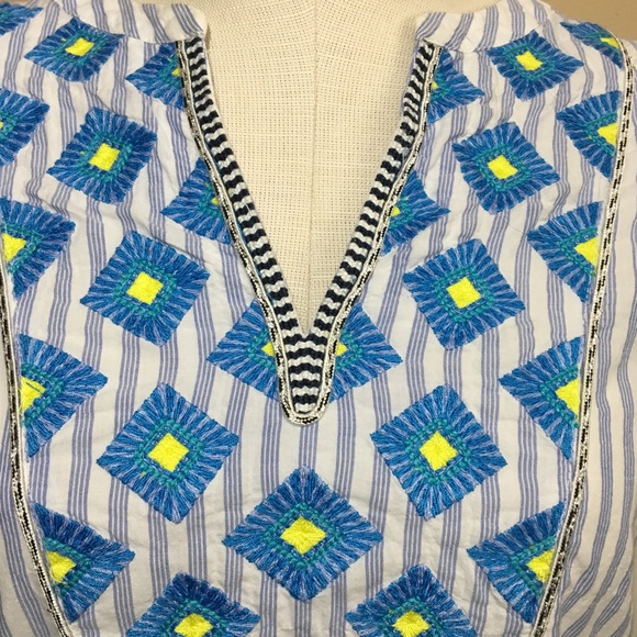 **SOLD** Embroidered Stripe Tunic Top - Picture 6 of 8
