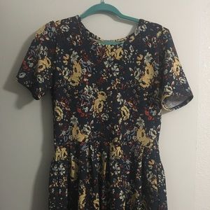 LuLaRoe Amelia