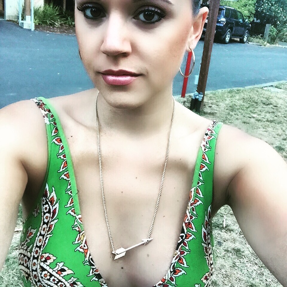 Arrow sunglasses chain