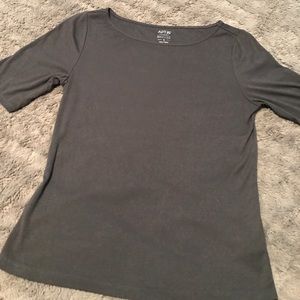 Ladies elbow sleeve tee