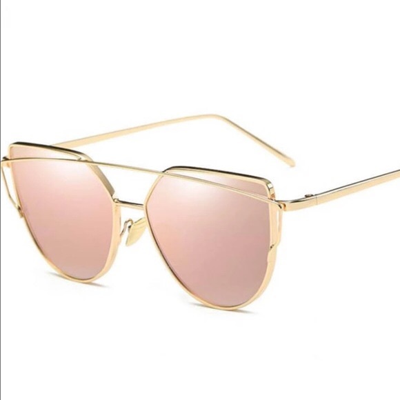 Accessories - ROSE COLORED GOLD mirrored CAT EYED SUNGLASSES!