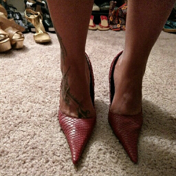 Burgundy/Wine Pointy Heel - Picture 3 of 4