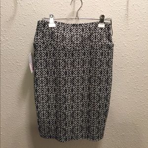 LuLaRoe Cassie skirt - size Small
