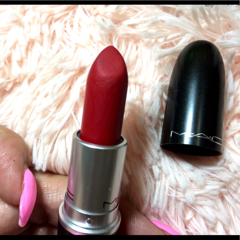 MAC Retro Matte Ruby Woo/ Mac Prep &Prime for lips