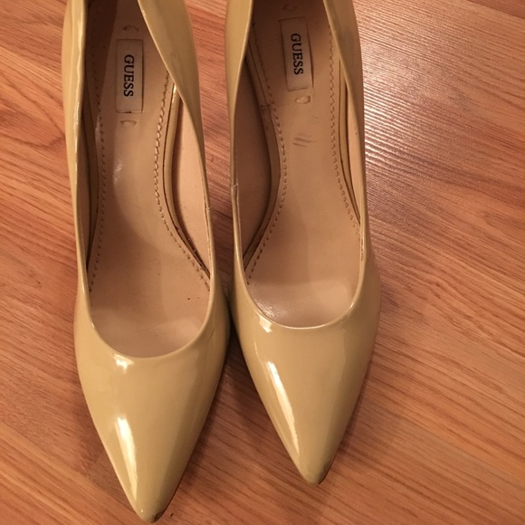 Guess nude pumps - Picture 2 of 2